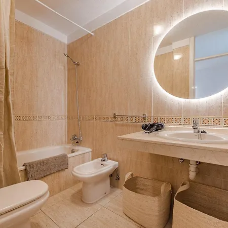 Lejlighed 2 Bdr Cozy Ap In