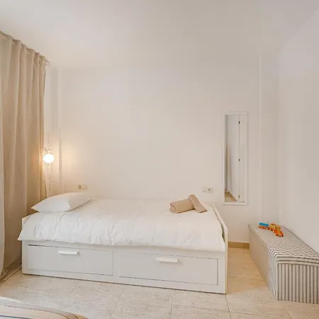Lejlighed 2 Bdr Cozy Ap In *